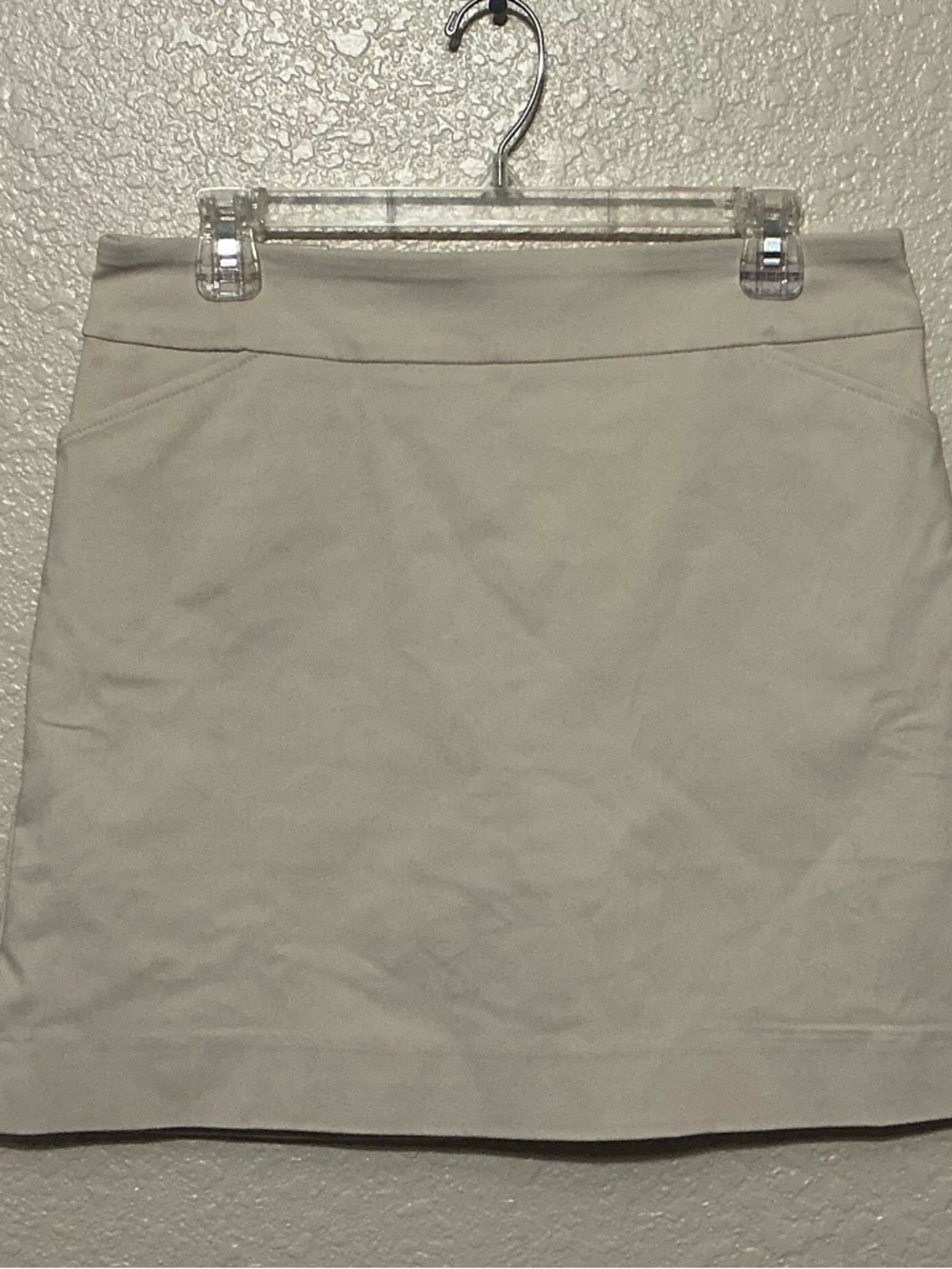 Coral Bay Oatmeal Petite Stretch Skort